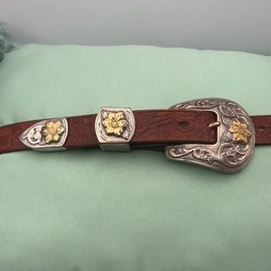 Tooled Leather Western Belt Floral With silver and gold toned buckle and tip